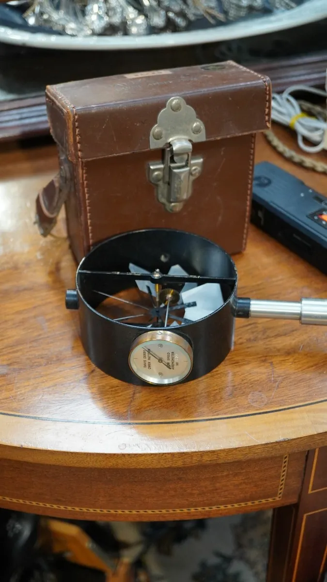 🌬️ Vintage Davis Derby Anemometer - Image 2
