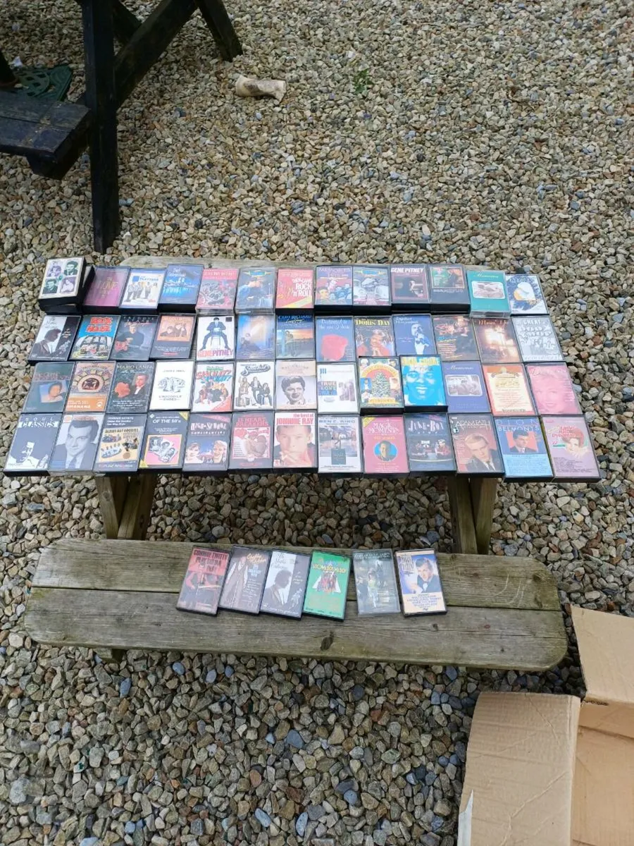 Collection of 1950/60s Music Cassettes - Image 1