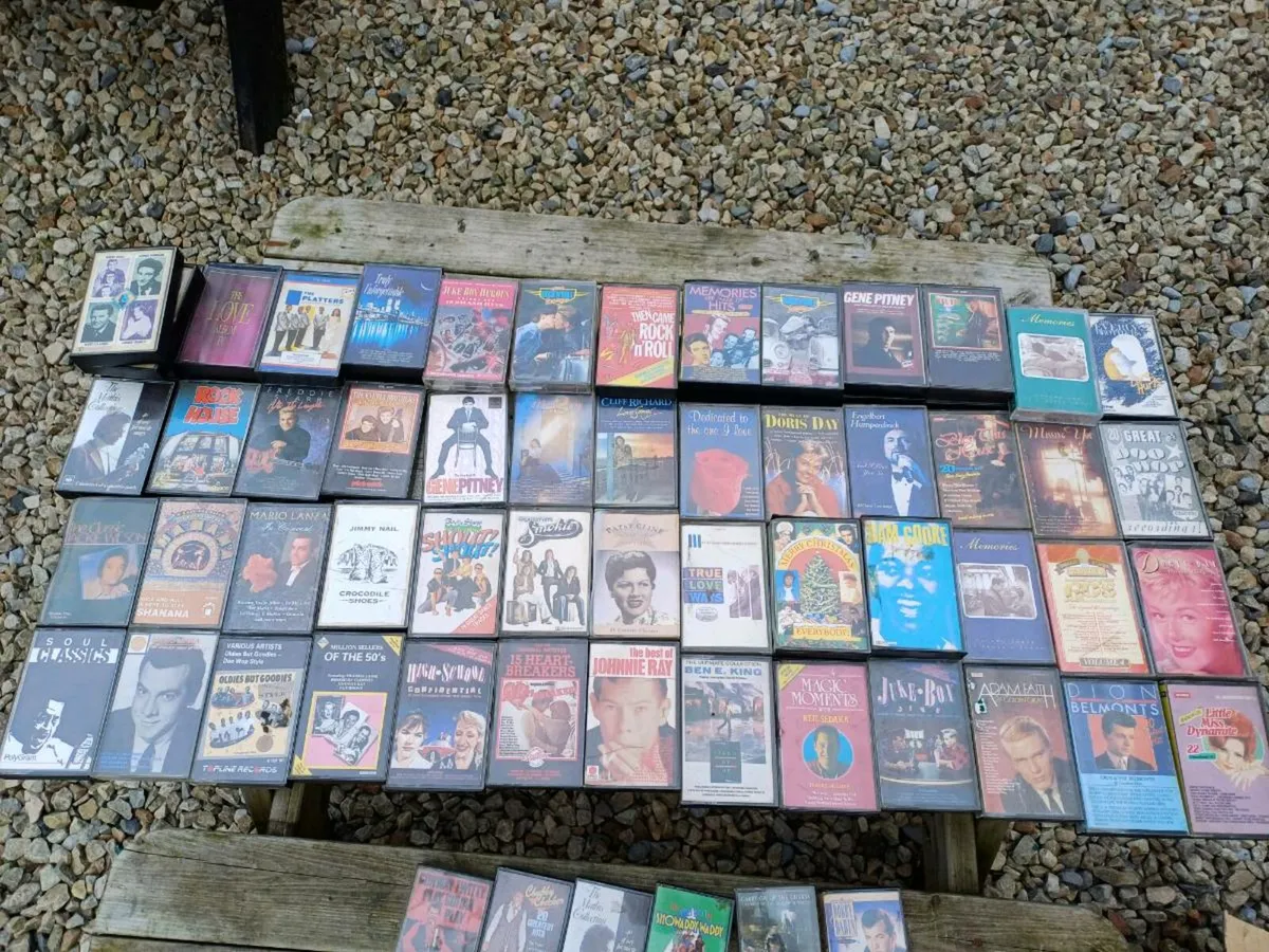 Collection of 1950/60s Music Cassettes - Image 2
