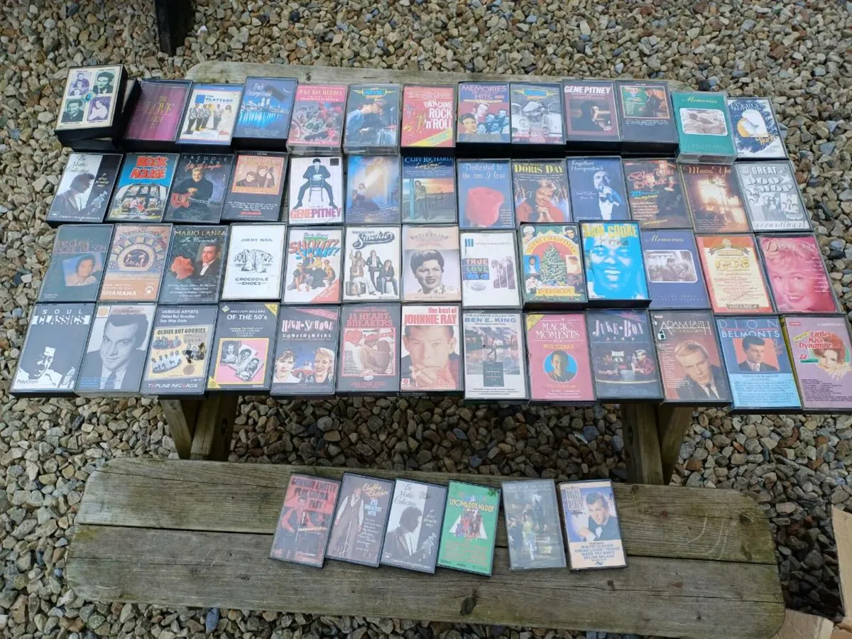 Collection of 1950/60s Music Cassettes - Image 3