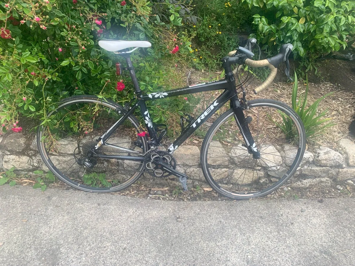 Road bike - Image 1