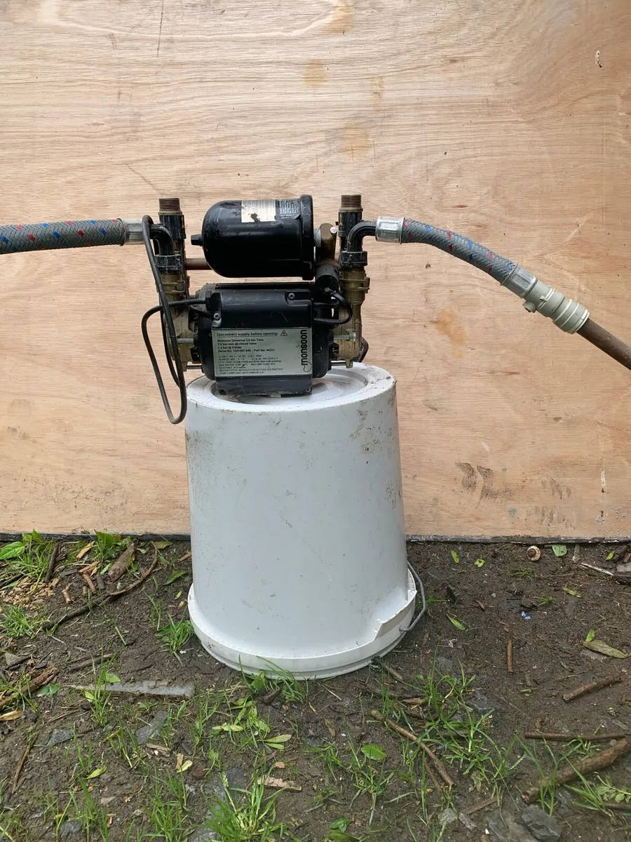 Monsoon Shower pump - Image 2
