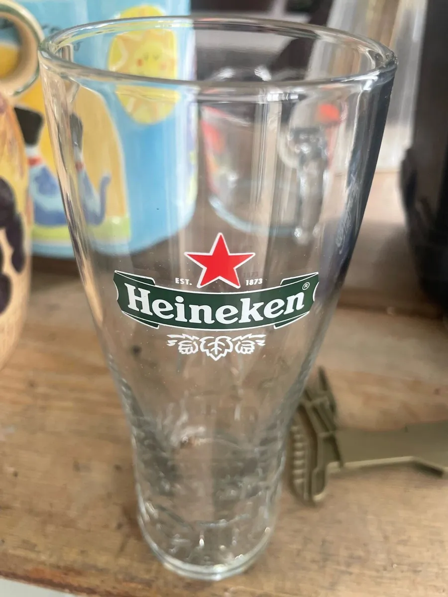 Box’s 24 pint glasses(330) - Image 4