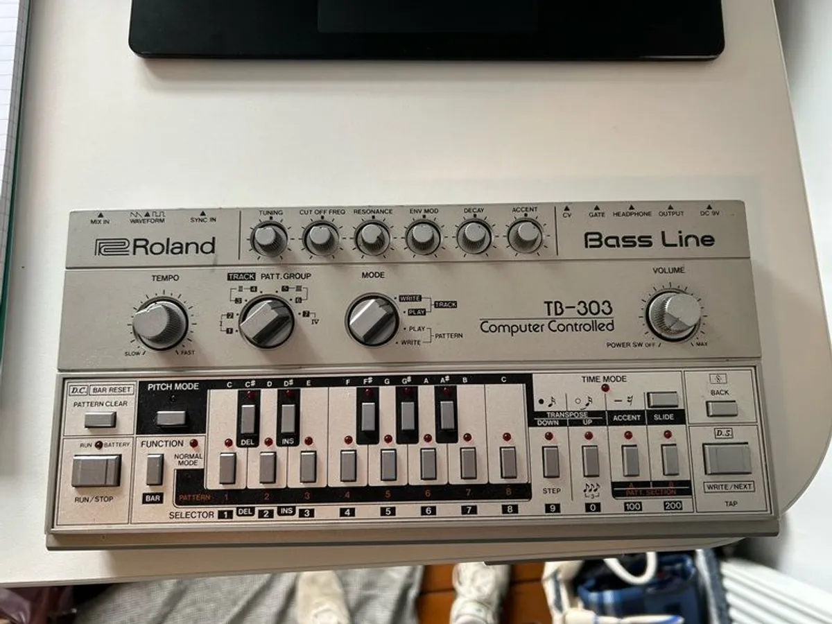 Roland TB-303 - Image 2