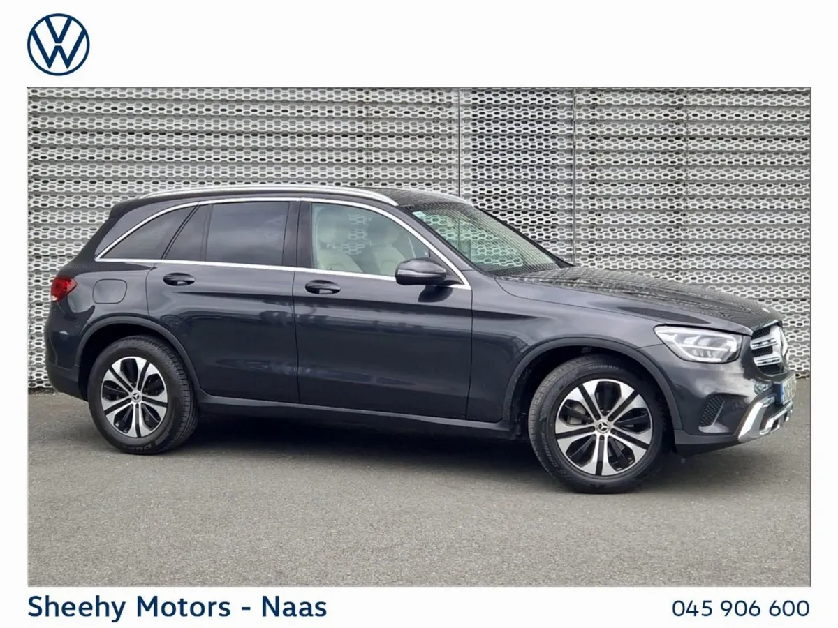 Mercedes-Benz GLC GLC 200D Beige Leather - Image 1