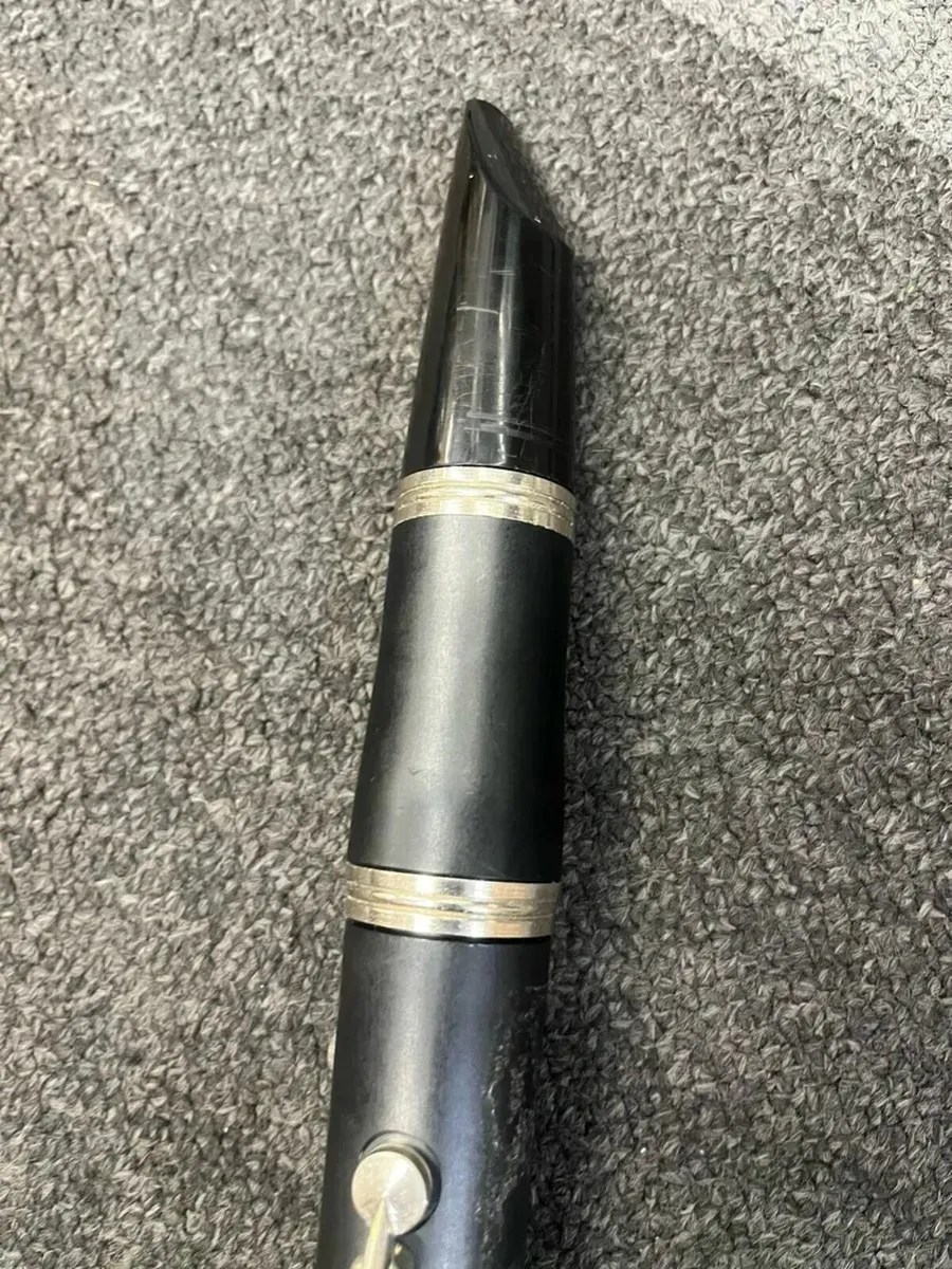 Antigua BB Clarinet - Image 4