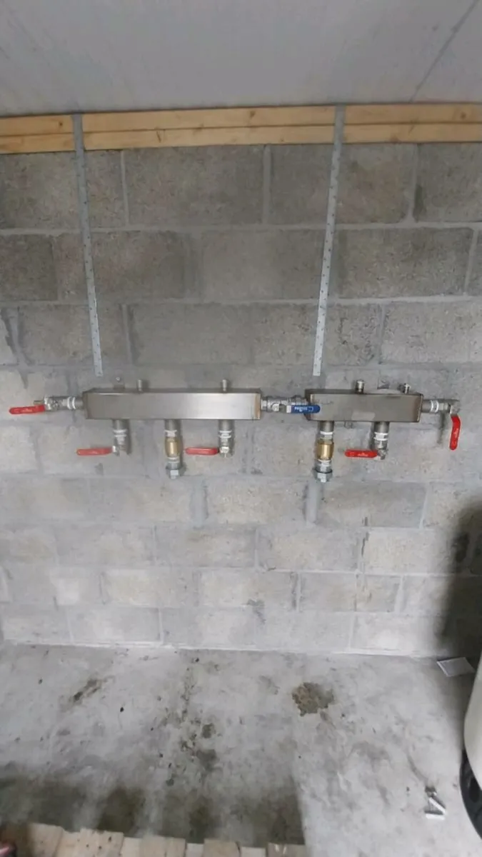 STAINLESS  STEEL MANIFOLD - Image 1