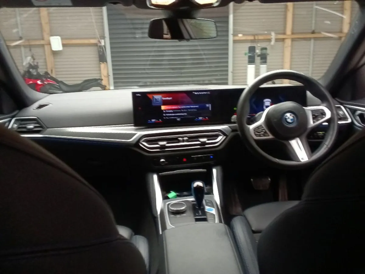 BMW I4 EDRIVE40 M SPORT 335BHP // 84 KwH BATTERY - Image 2