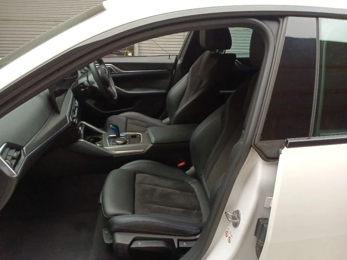 BMW I4 EDRIVE40 M SPORT 335BHP // 84 KwH BATTERY - Image 4