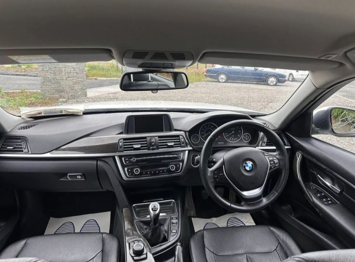 Bmw 325d - Image 4