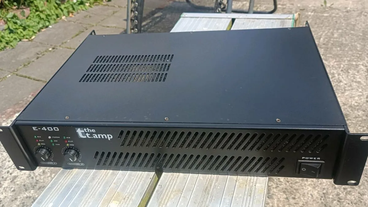T. Amp e-400 Amplifier - Image 1