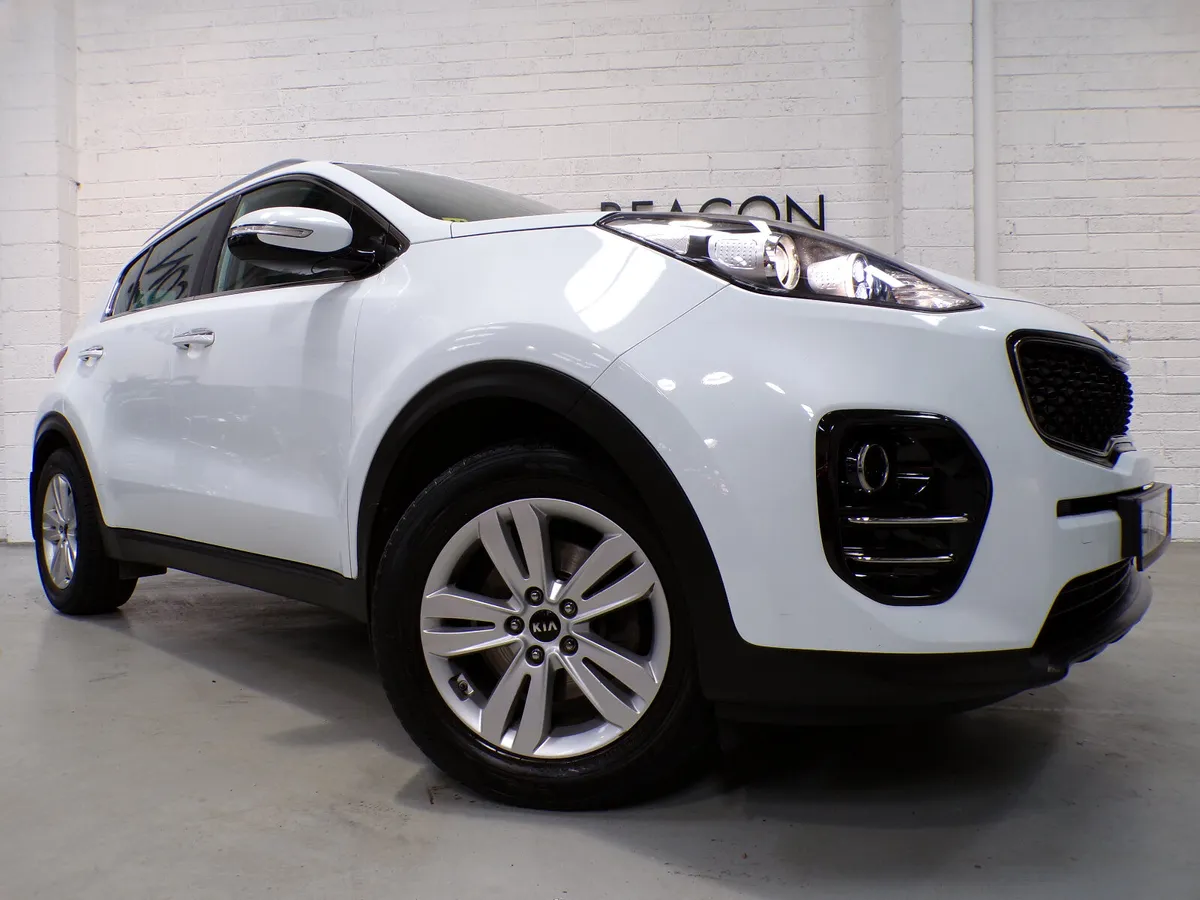 KIA SPORTAGE*FULL LEATHER HEATED SEATS*FULL PLATI - Image 1