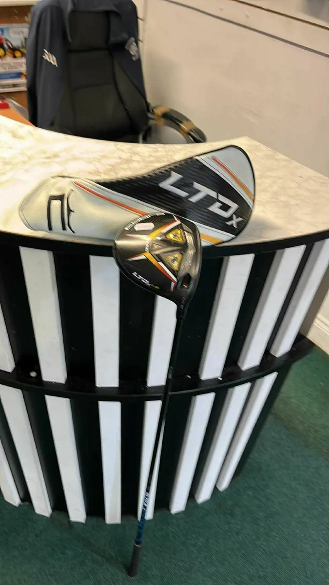 AS NEW Cobra LTDx  LS 10.5 Kali 60g Regular  €249 - Image 2