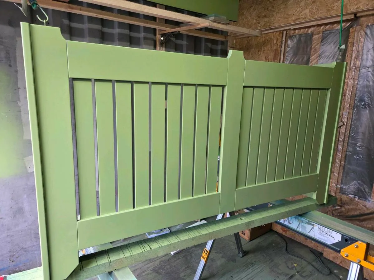 Radiator covers - Image 1