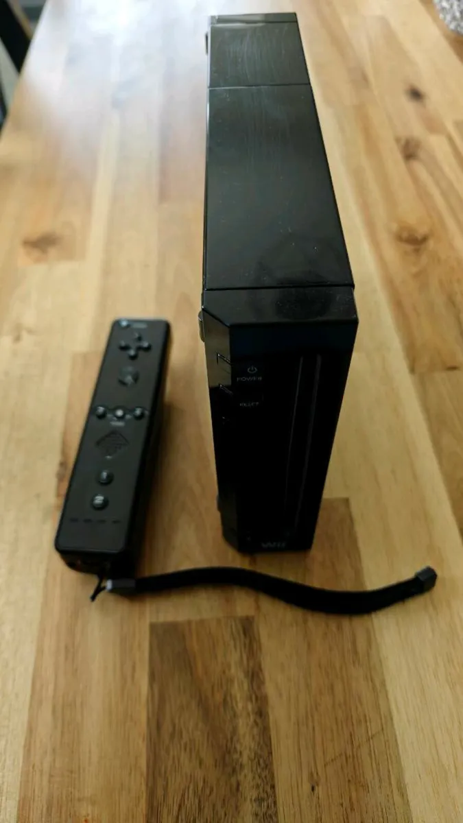 Nintendo Wii Console - Image 2