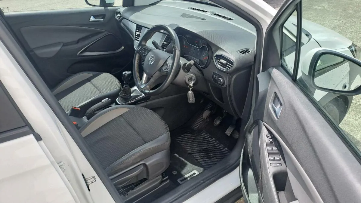 2019 Opel/Vauxhall Crossland X ~Spotless Condition - Image 4