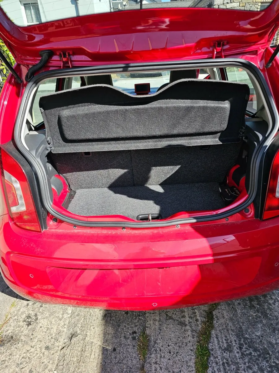 VW Up - Image 4