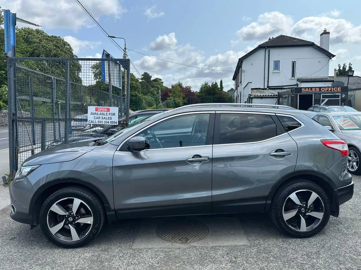 172D Nissan Qashqai PREMIUM! - Image 3