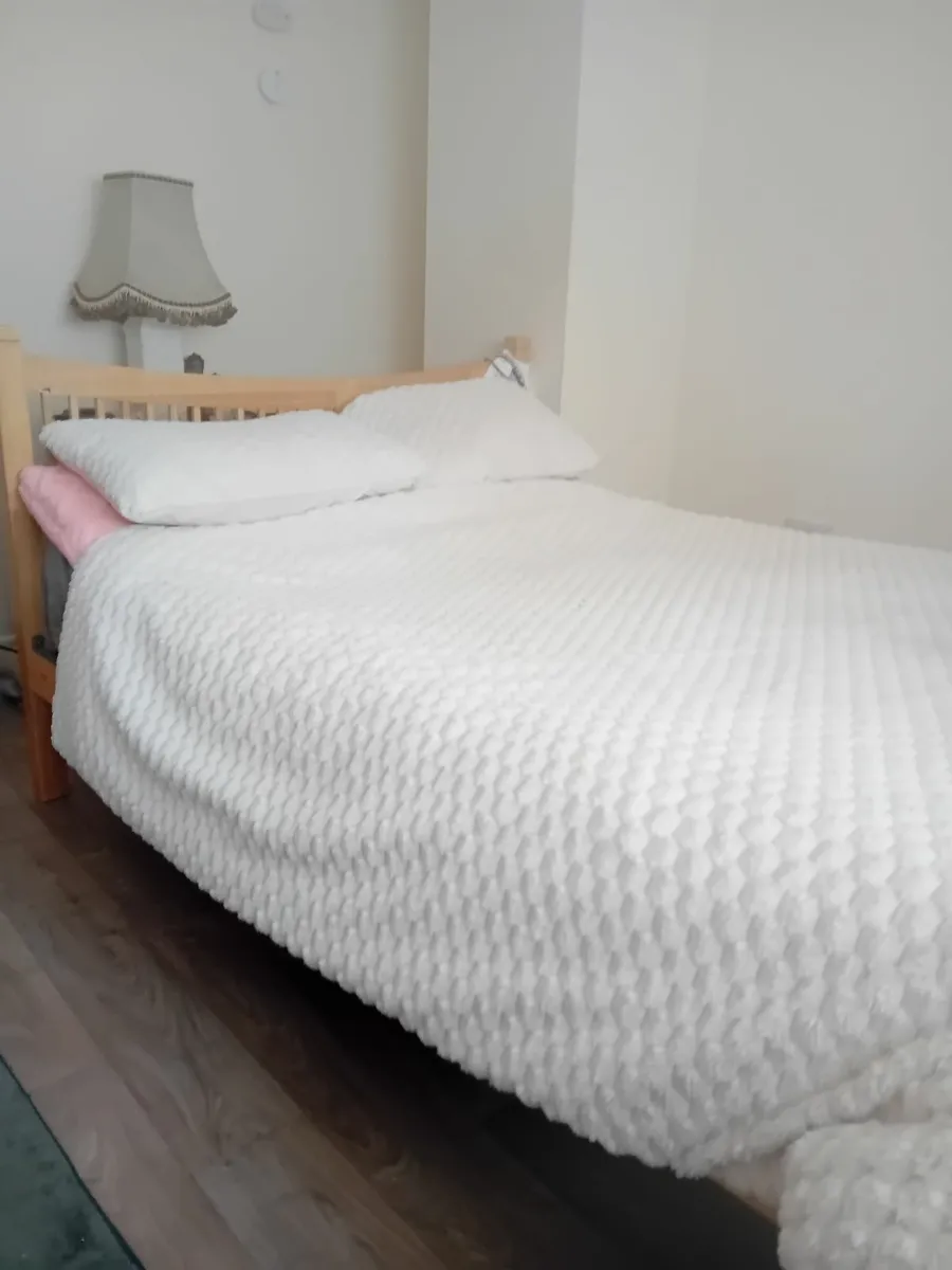 Double Bed for sale - Image 2