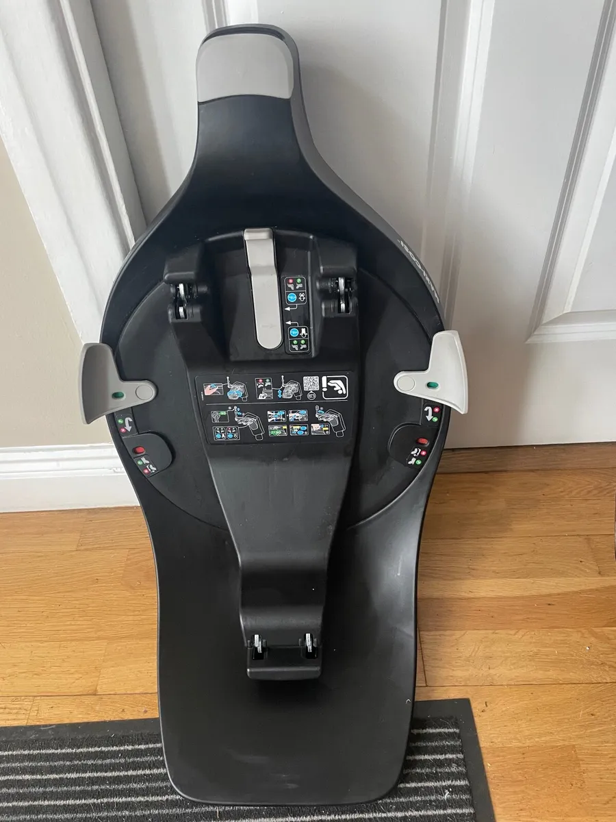 Maxi Cosi 360 Isofix Base - Image 3
