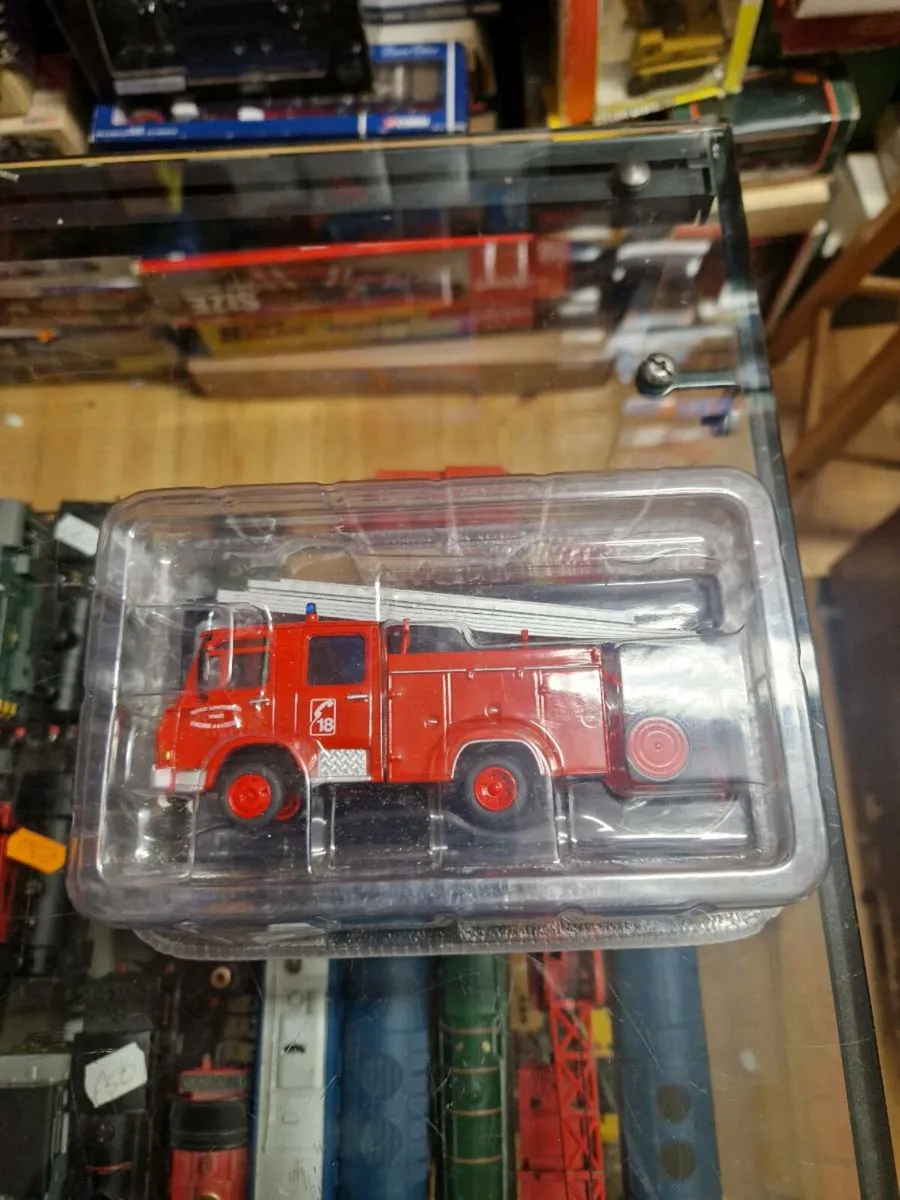 Corgi Atlas Fire Engine