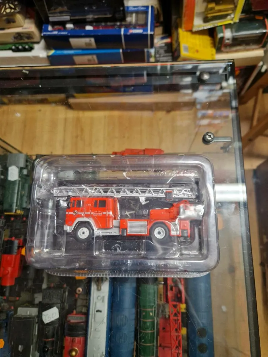 Corgi Atlas Fire Engine