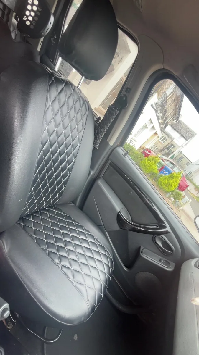 Dacia Duster 2014 - Image 2