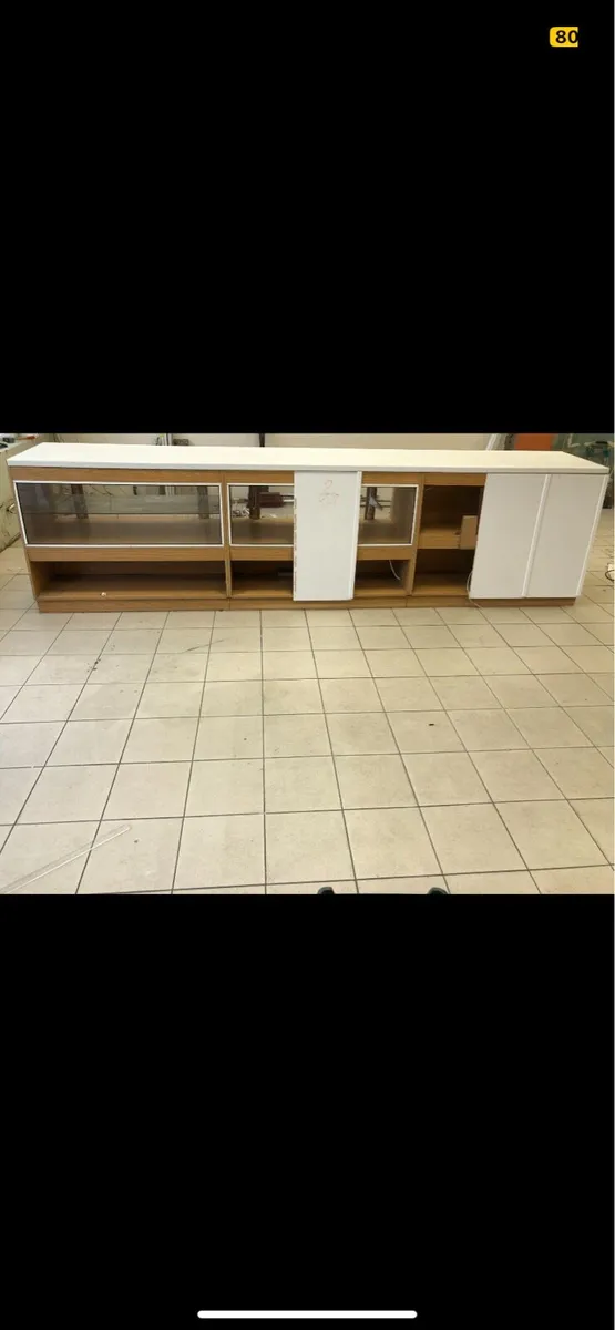 Commercial Counter - Image 1