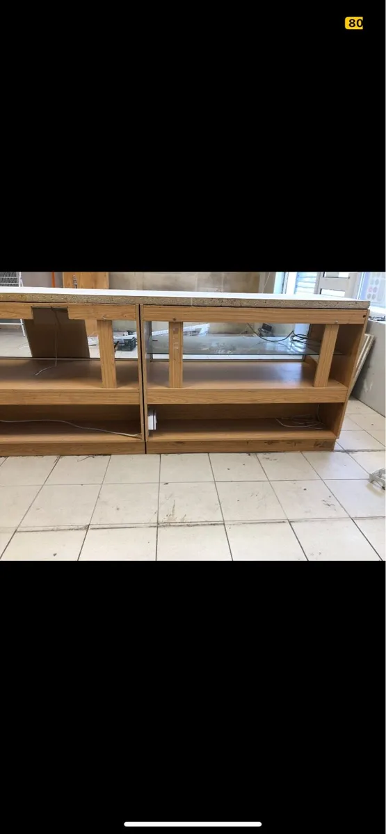 Commercial Counter - Image 3