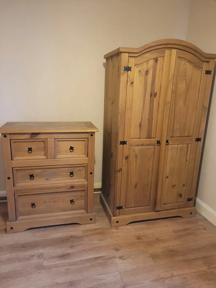 Bedroom  furniture - Image 1
