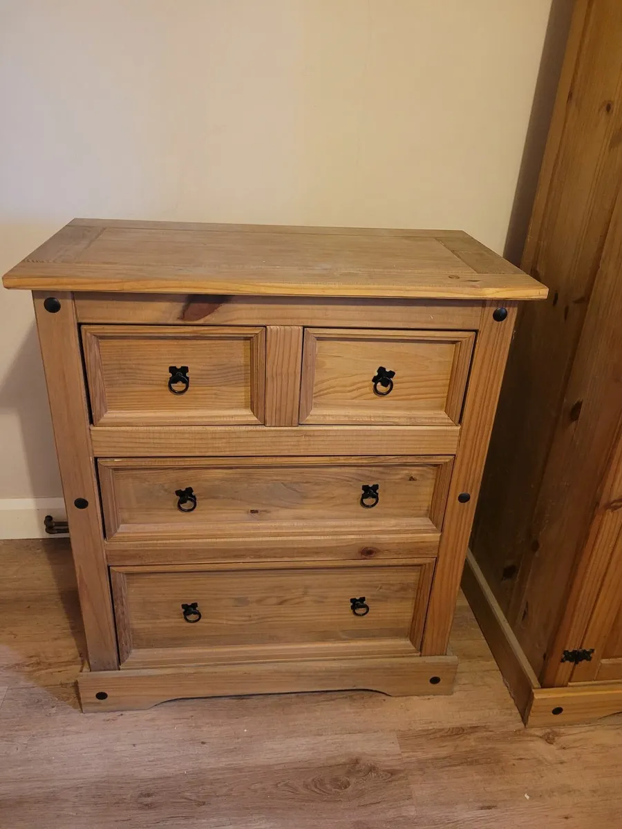 Bedroom  furniture - Image 2