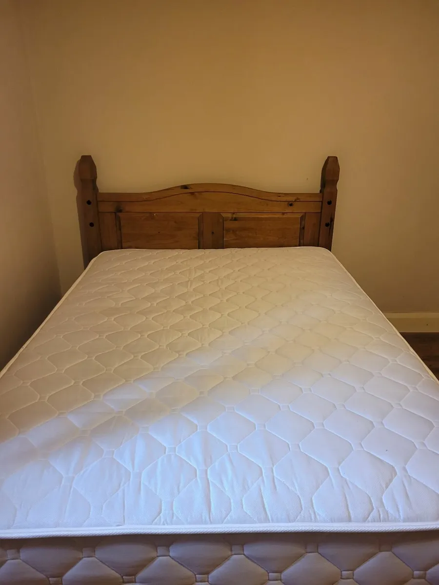 Bedroom  furniture - Image 4