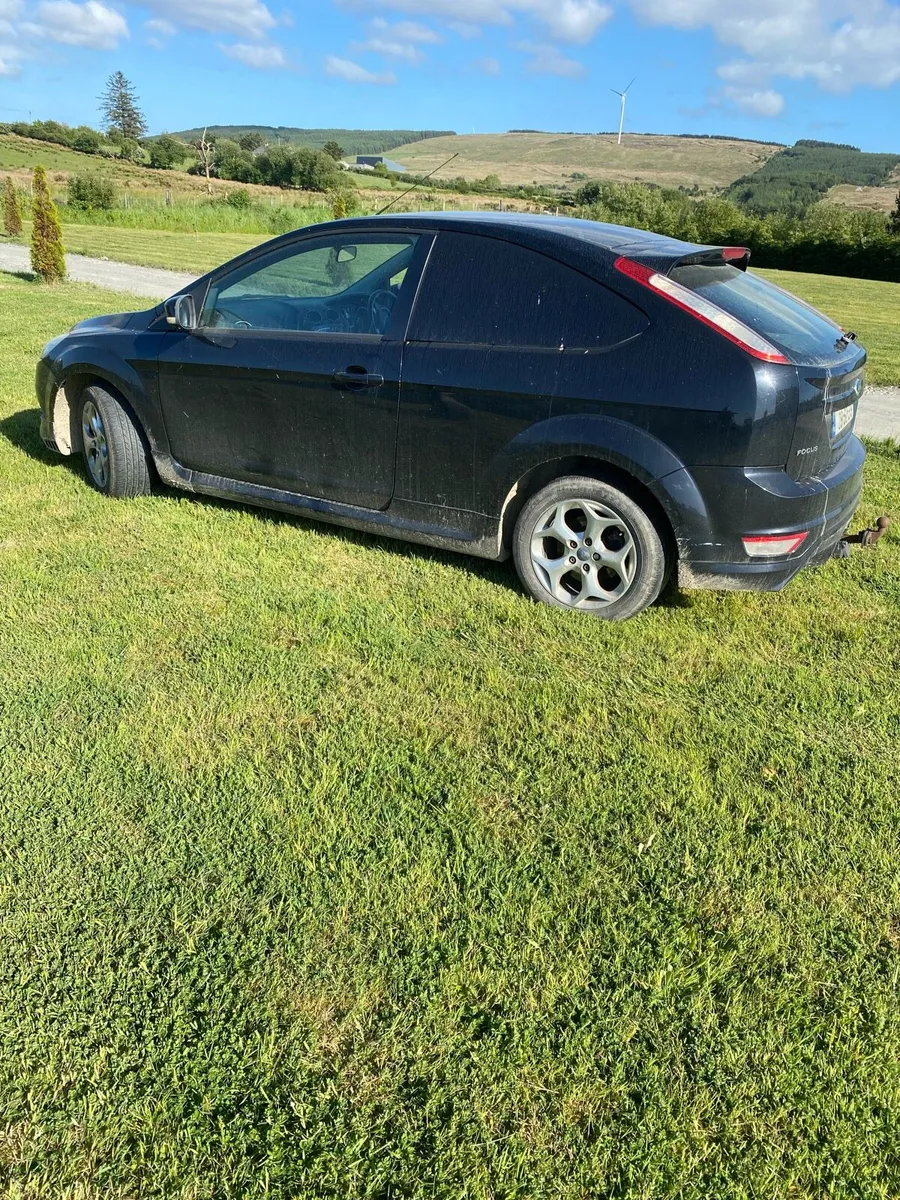 Ford focus - Image 4