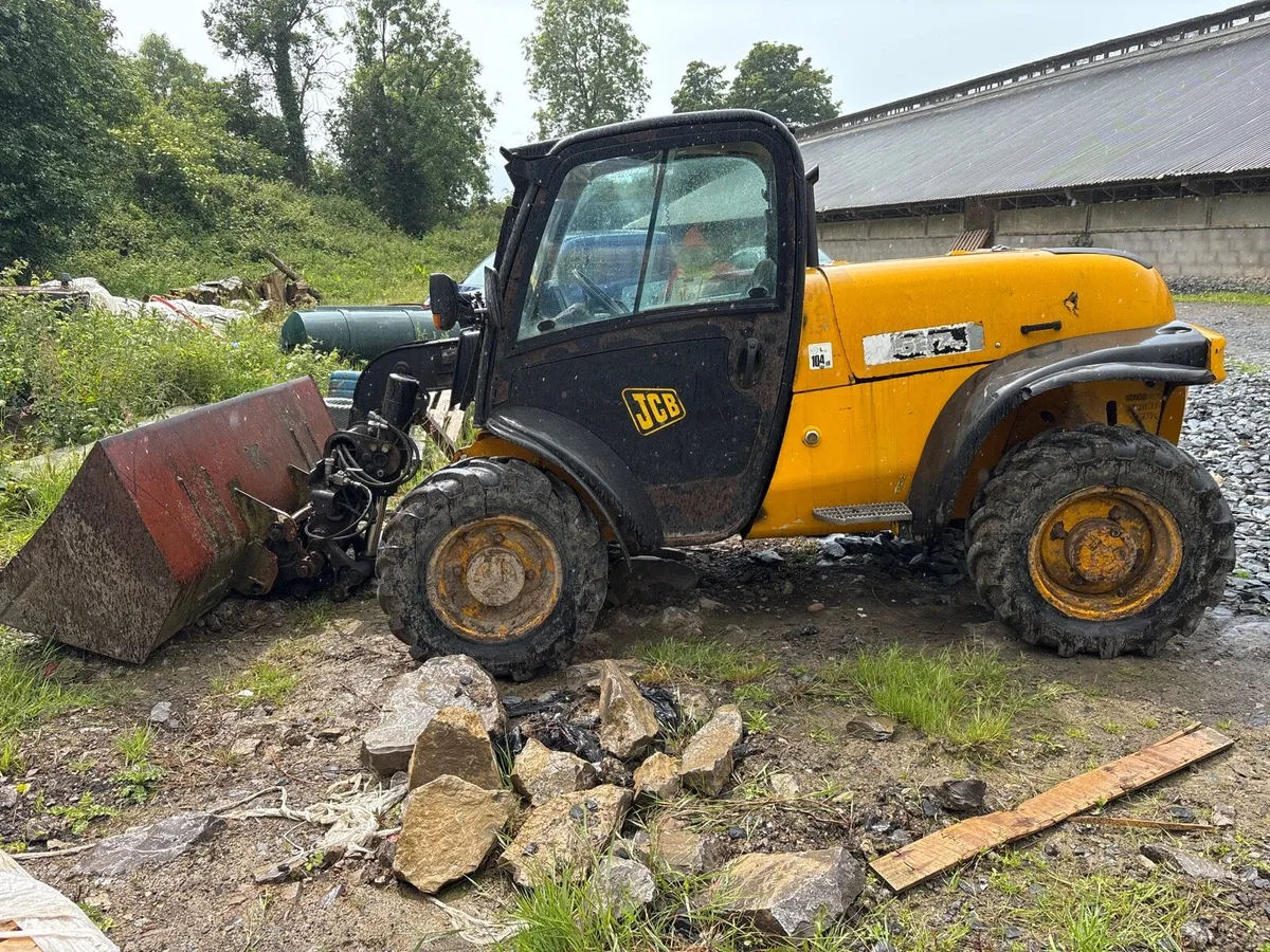 Jcb - Image 2
