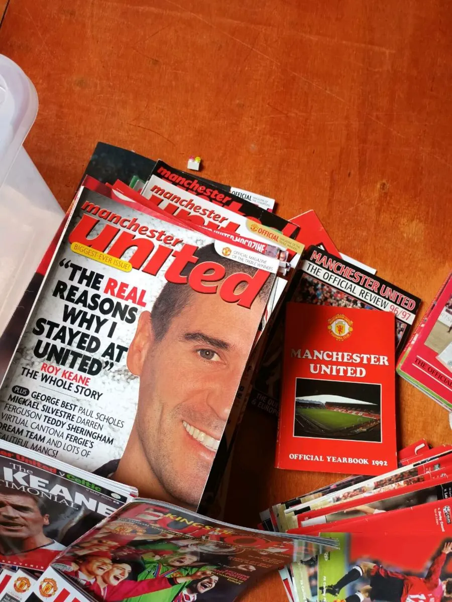 MAN UTD 1990's Memorabilia - Image 3