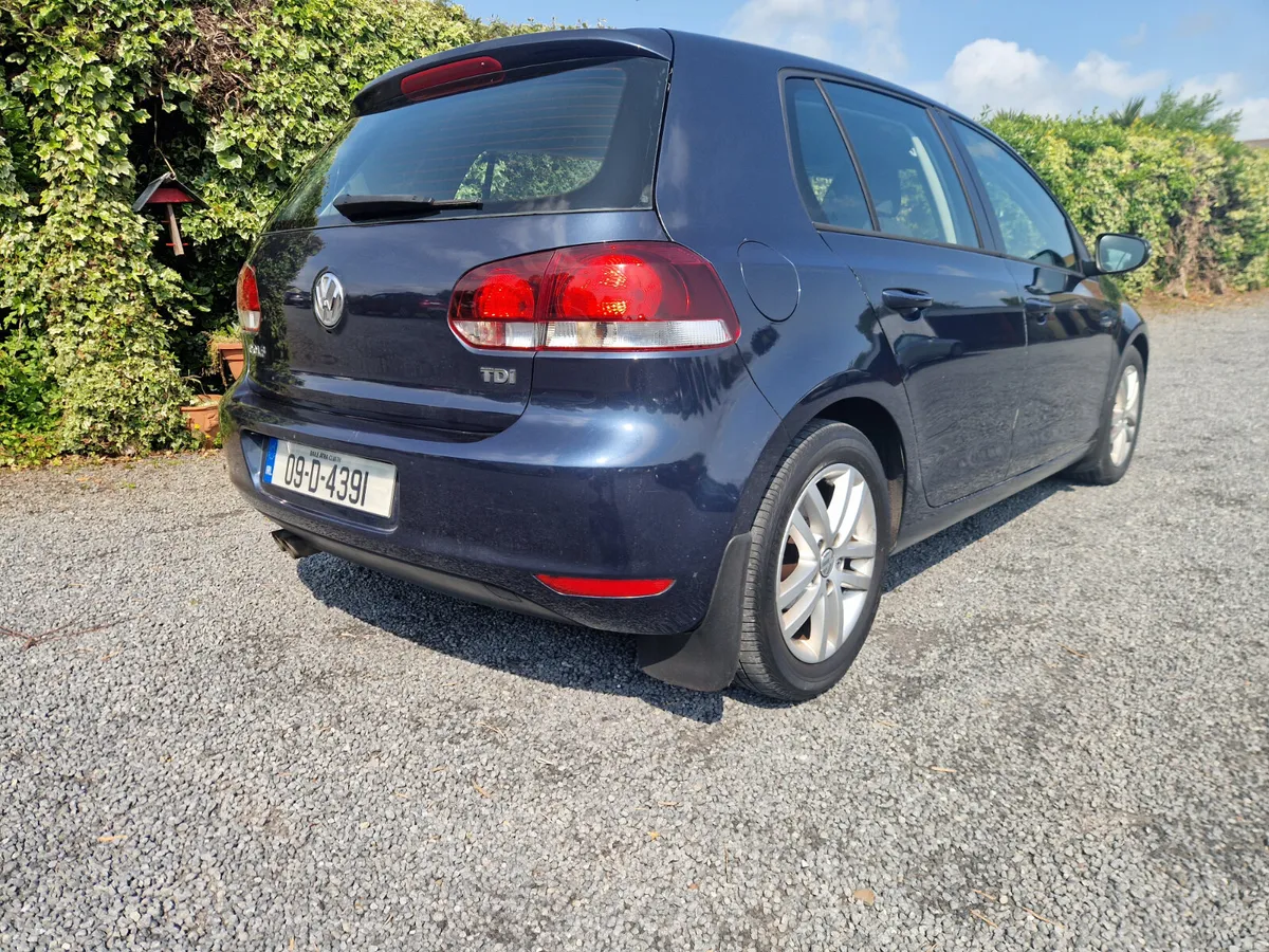 Volkswagen Golf 2.0 TDI HIGHLINE 2009 - Image 4
