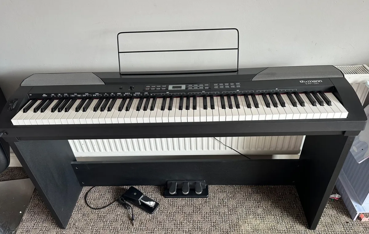 Digital piano 88 weighted keys - Image 1