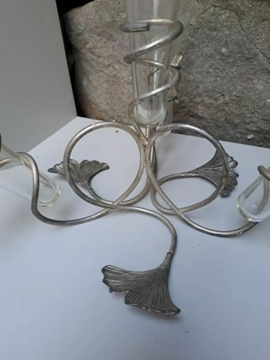 4 branch Silver and glass flower holder - Image 2