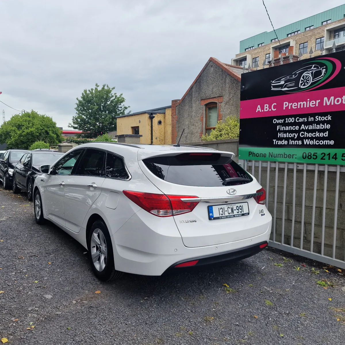 Hyundai i40 2013 Premium 1.7 Diesel - Image 2