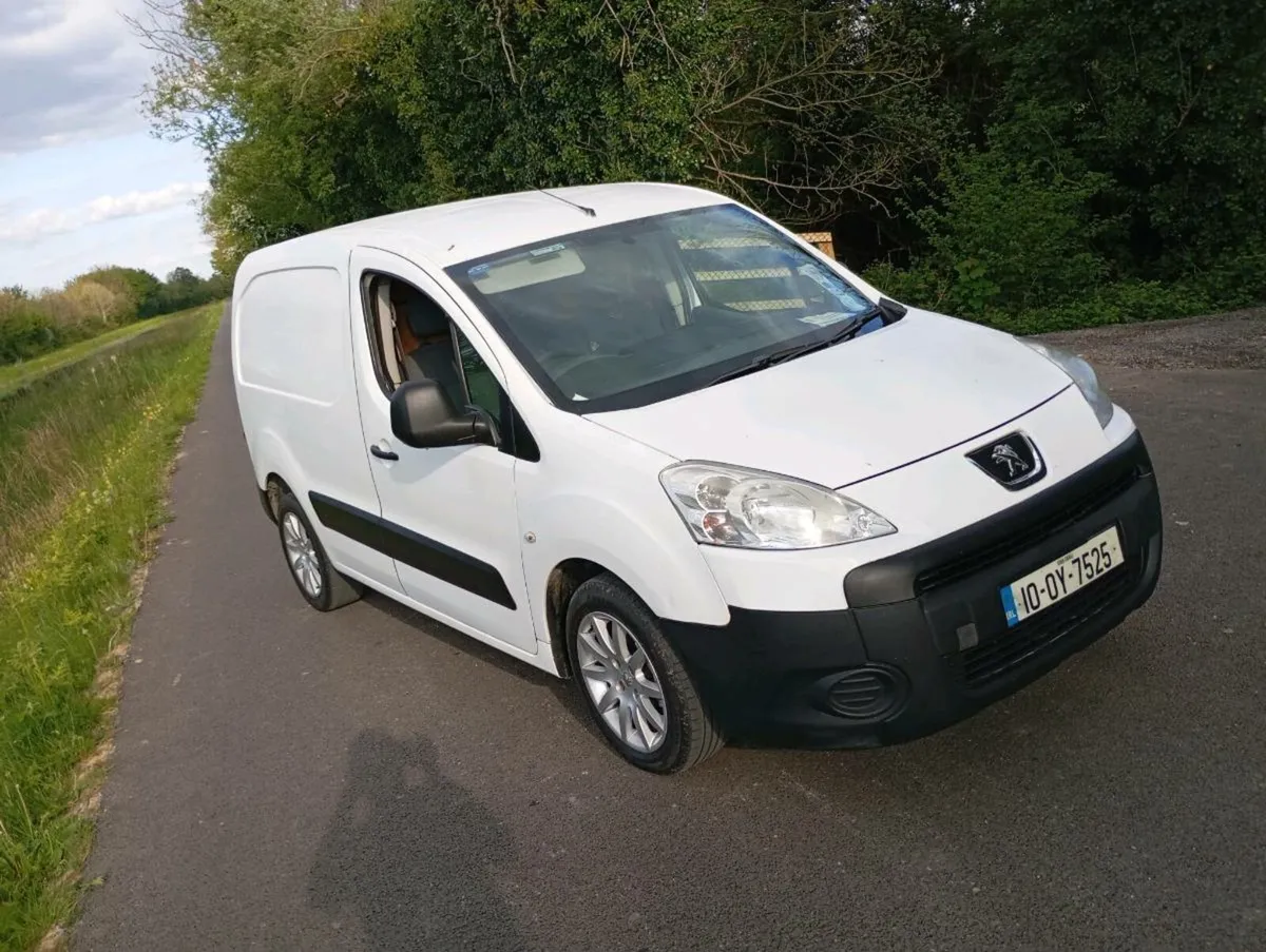 2010 Peugeot partner 1.6 HDi crvt to Feb 26 - Image 4