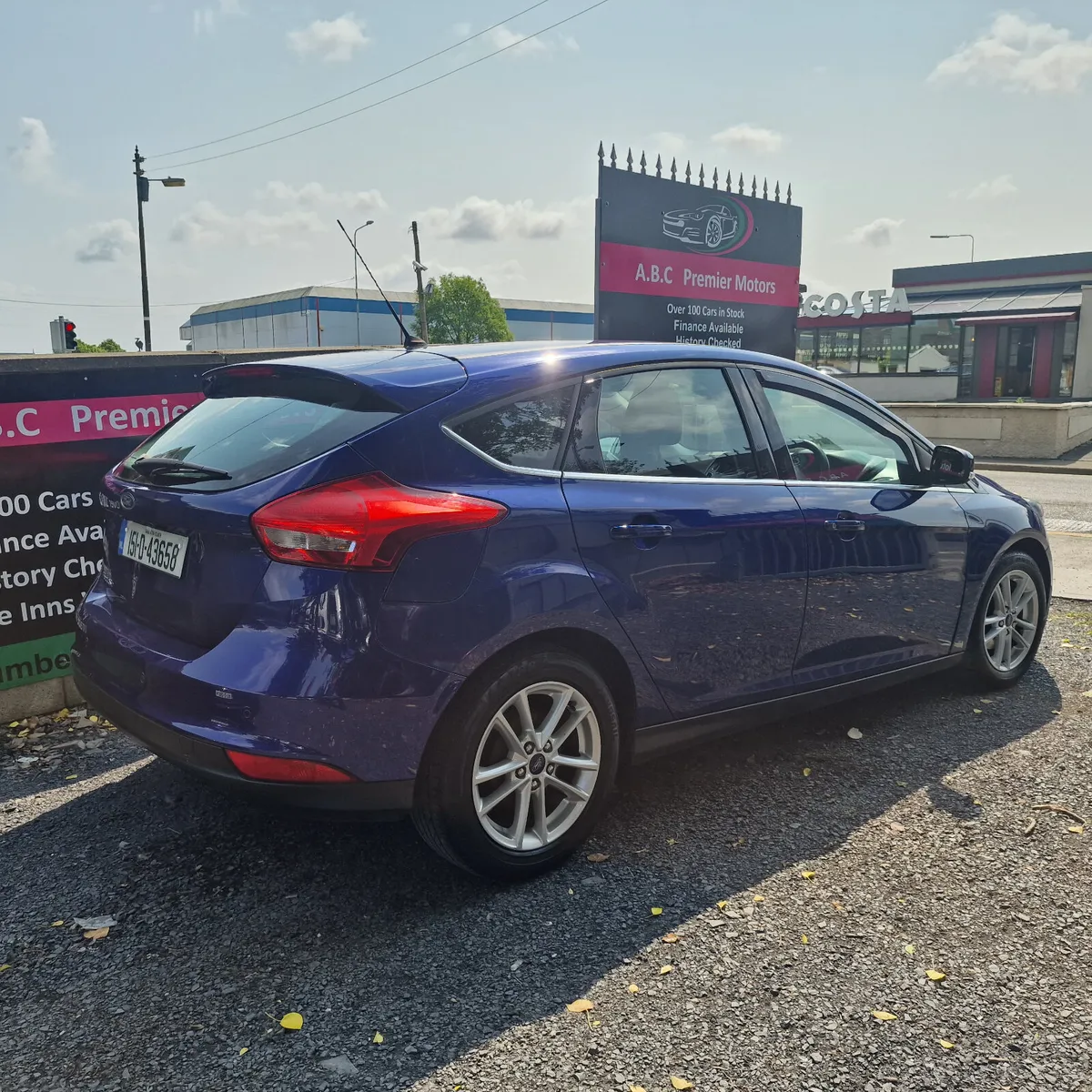 Ford Focus 2015 1 Owner - Image 2