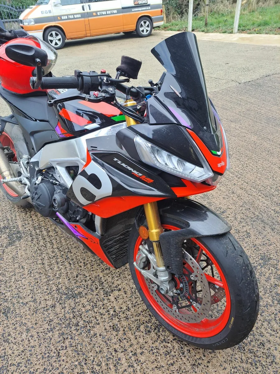 Aprilia Tuono 2021 - Image 3