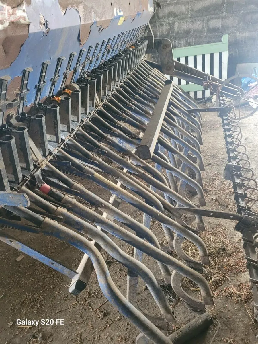 Fiona corn drill - Image 2