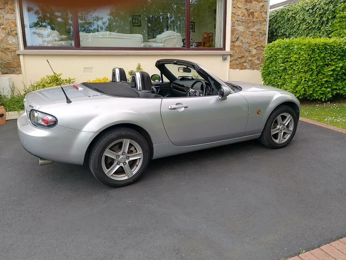 Car - Image 1