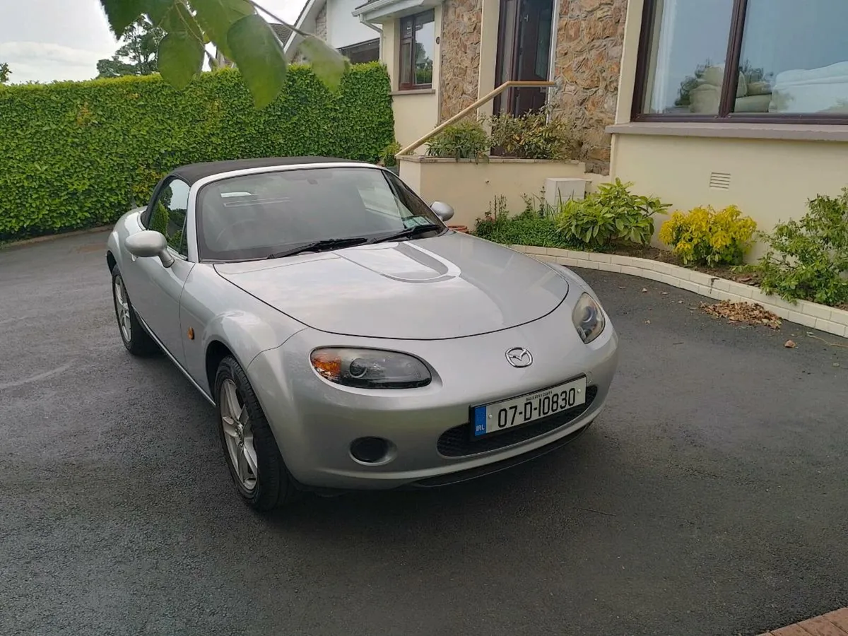 Car - Image 4