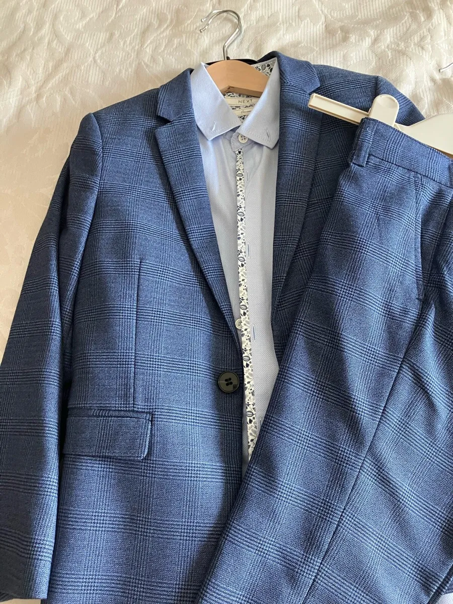 Boys Next suit and shirt age 8 - Image 1