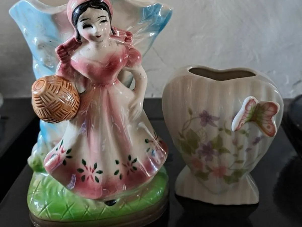 Decorative flowerpots - Image 1