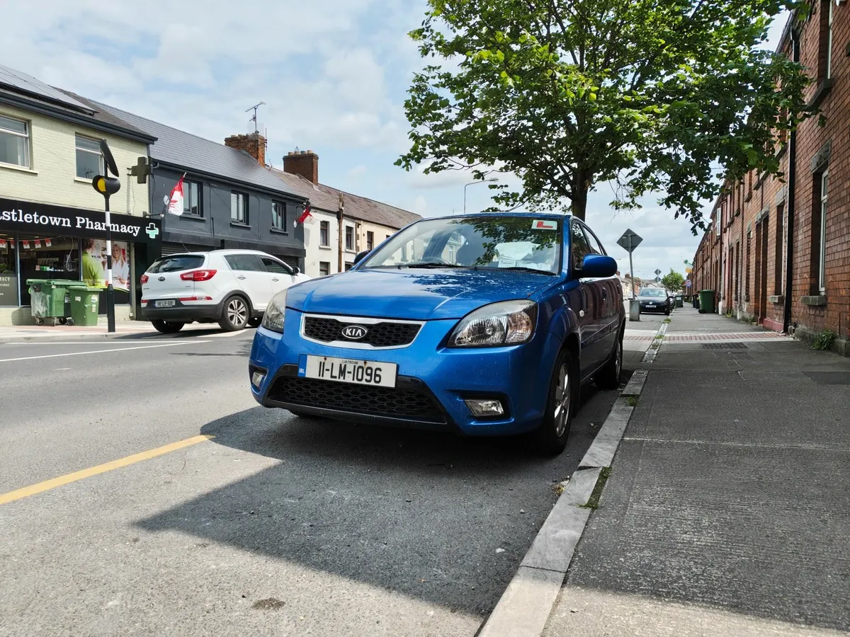 Kia Rio 2011 - Image 1