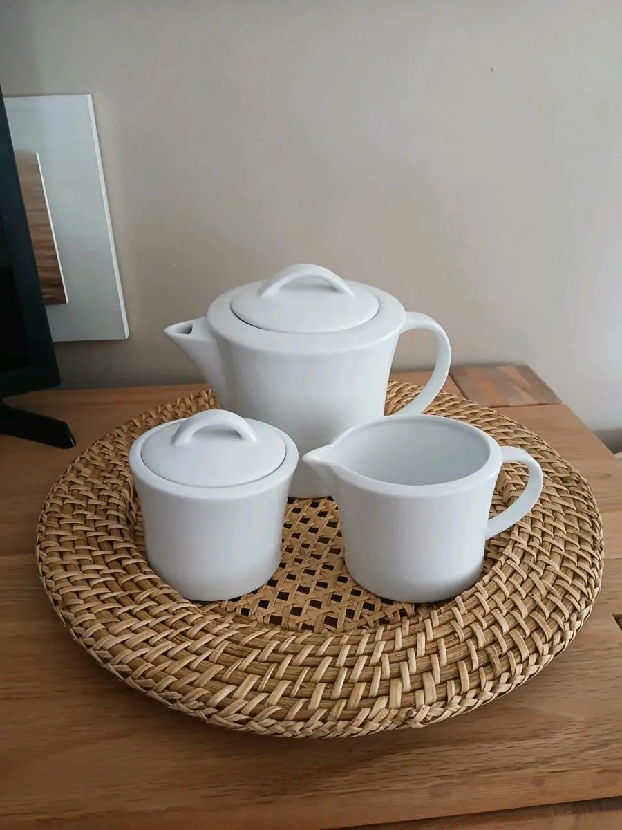 Tea set - Image 1