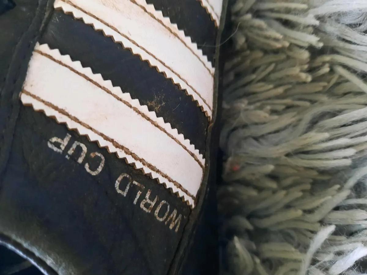 Football boots - Image 3